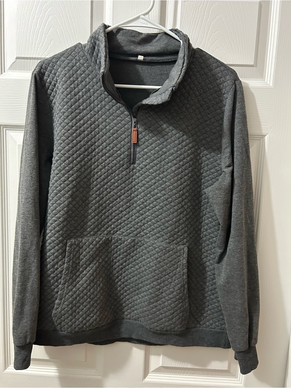 Quilted Half Zip Pullover Men’s Large Gray Textured Kangaroo Pocket